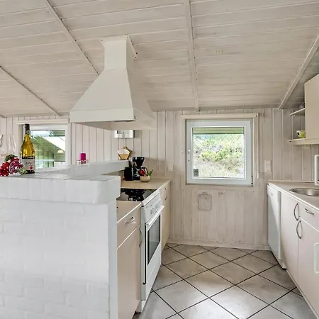 Stunning In Romo With Kitchen Bolilmark